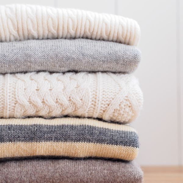 新宿にあるセレクトショップではTIEASYのカットソーも販売いたします